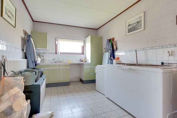 Medium property photo - Pastoor J.A.M. van den Muijsenbergstraat 2, 4513 AV Hoofdplaat